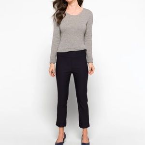 New! Cropped Skinny Stretch Navy Blue Dress Work Pants! So comfortable!